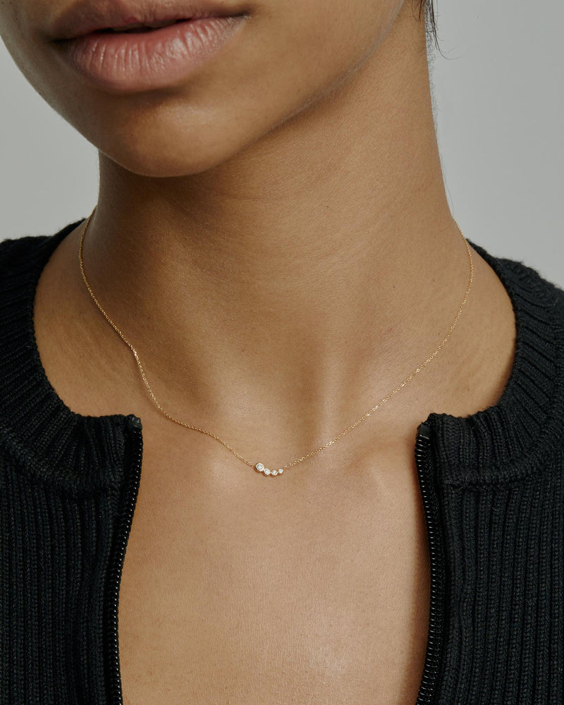 Fine Bloom Diamond Necklace Gold | Sarah & Sebastian onBody