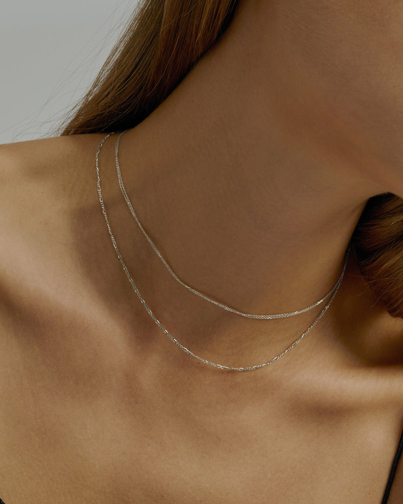 Double Fine Chain Choker Silver | Sarah & Sebastian onBody