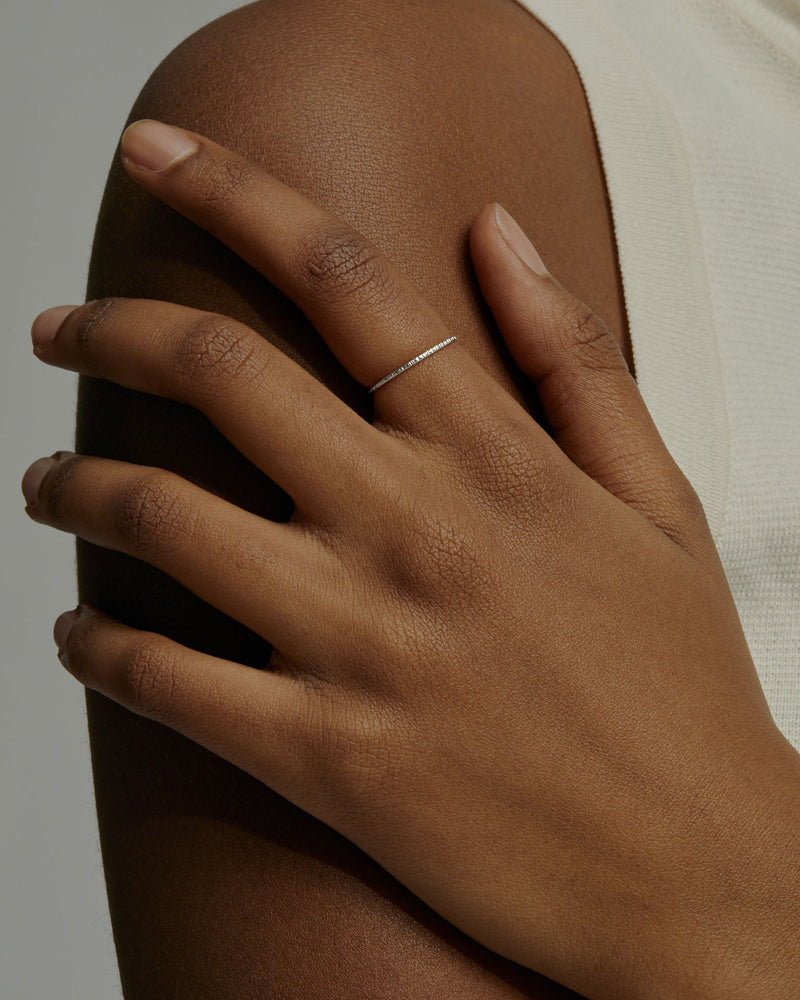 Fine Essence Ring Silver | Sarah & Sebastian onBody