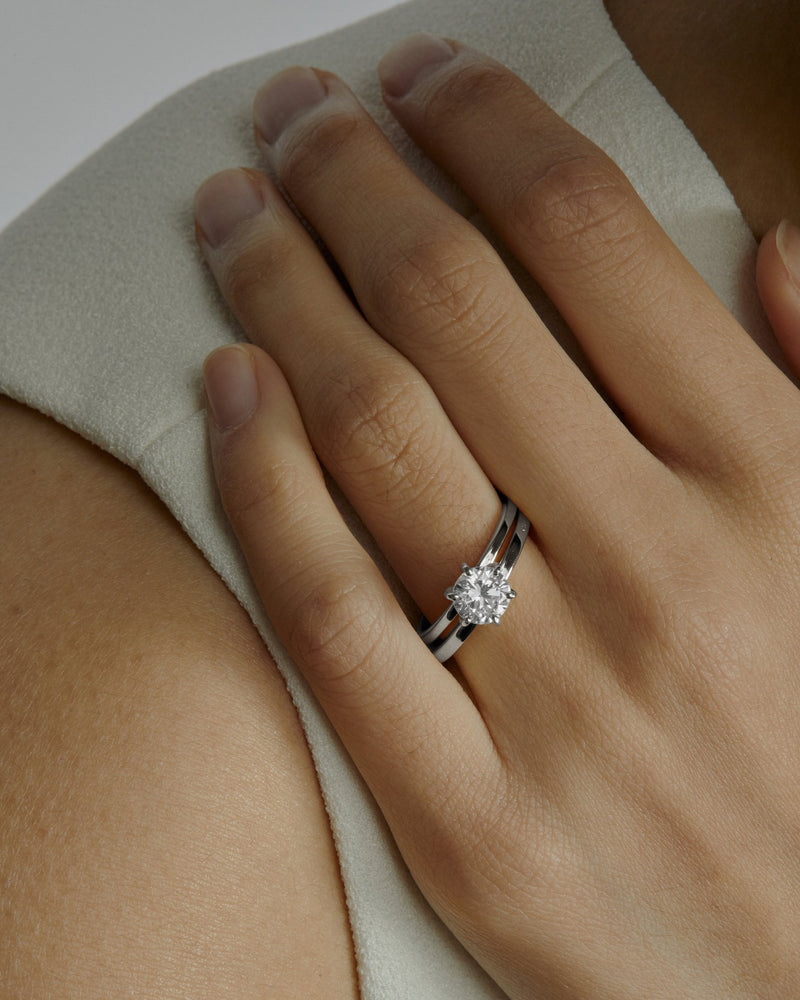 Wedding Band | Square White Gold | Sarah & Sebastian onBody