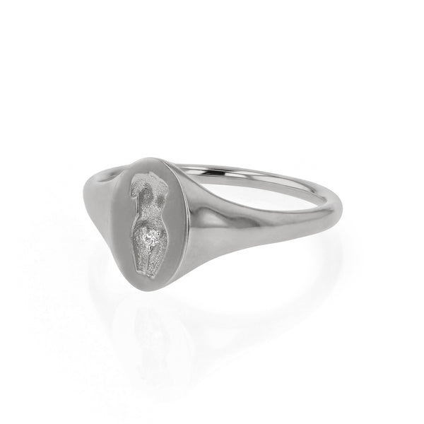 Gaia Diamond Signet Ring Gold | Sarah & Sebastian