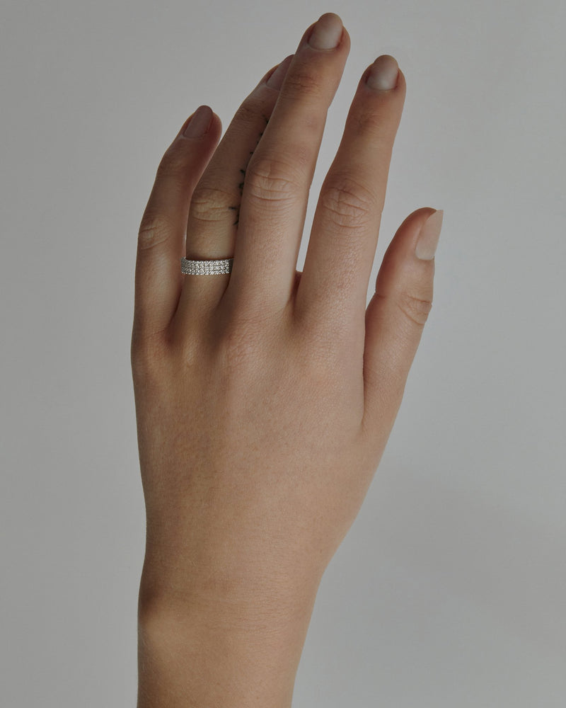 Ice Diamond Ring White Gold | Sarah & Sebastian onBody