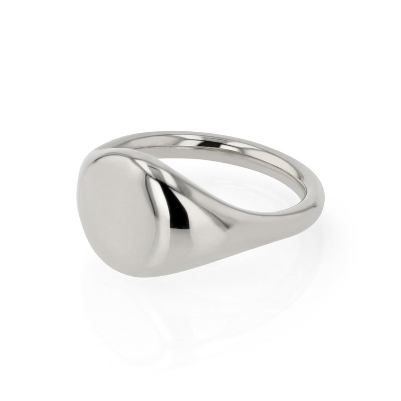 Ingot Round Signet Ring Silver | Sarah & Sebastian