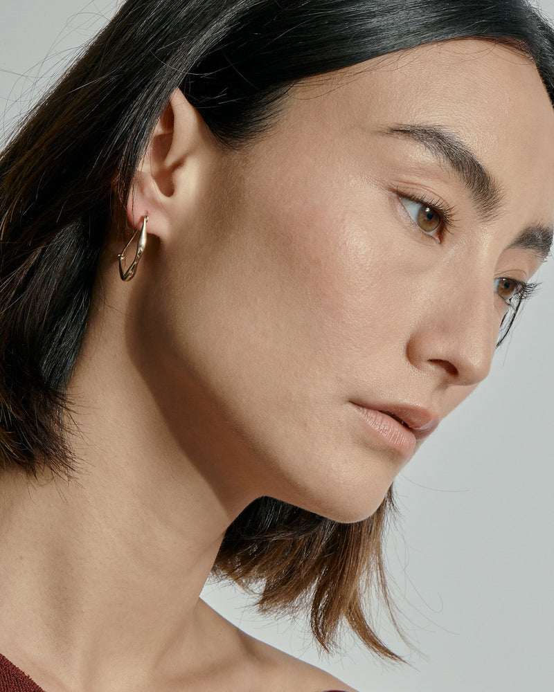 Large Form Earrings Gold | Sarah & Sebastian onBody