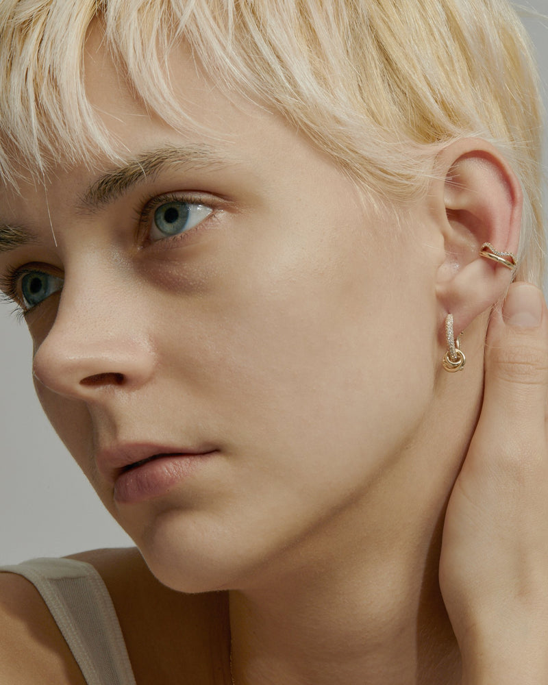 Single Wave Diamond Earcuff Gold | Sarah & Sebastian onBody