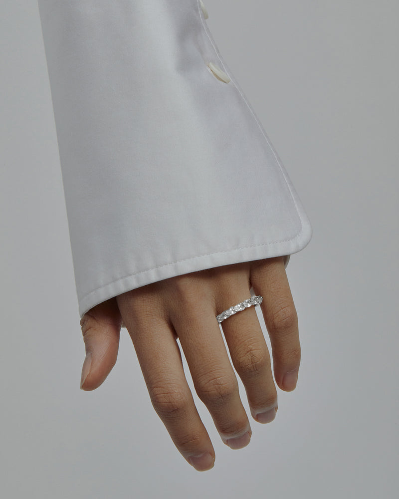 Overlay Pear Ring White Gold | Sarah & Sebastian onBody