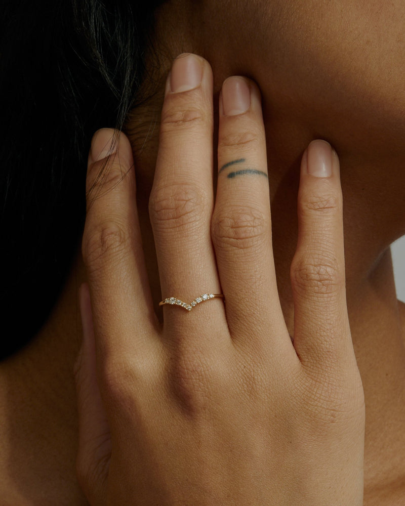 Salt Diamond Drop Ring Gold | Sarah & Sebastian onBody