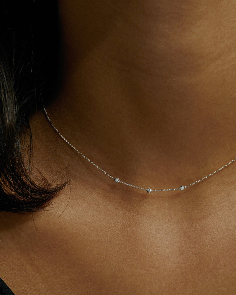 Tiny Lunette Necklace Silver | Sarah & Sebastian onBody