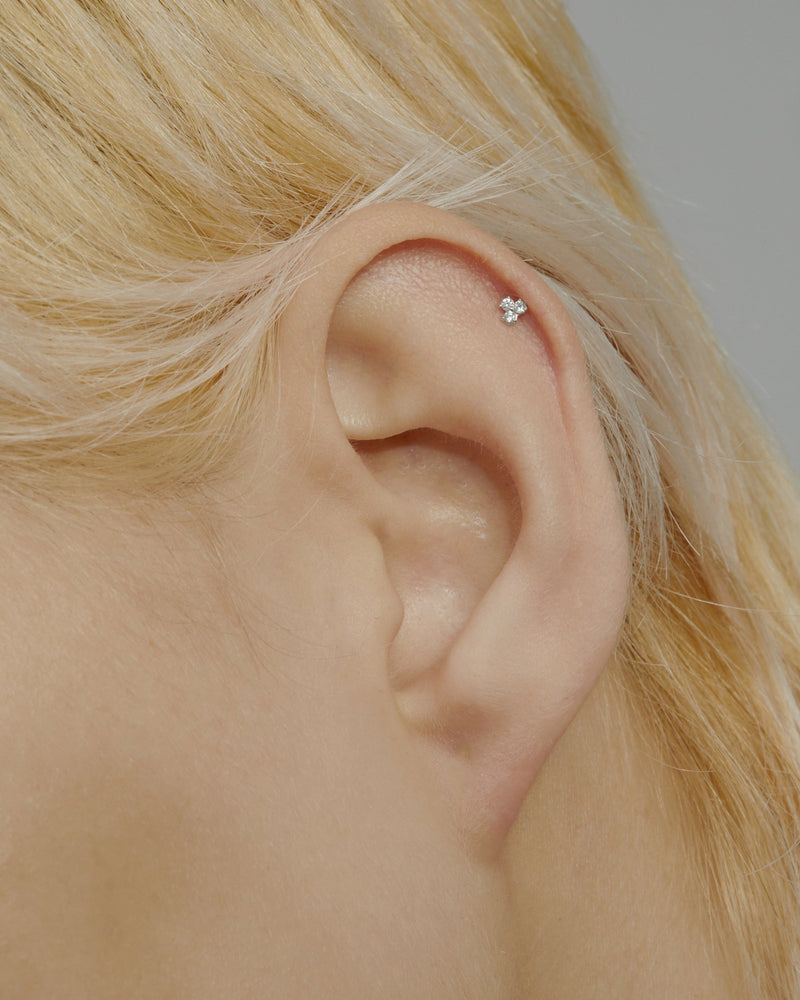 Trio Diamond Cartilage Earrings Gold | Sarah & Sebastian onBody